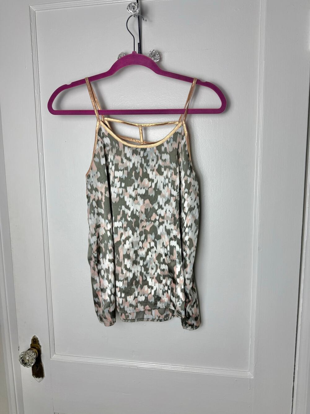 Daytrip Camisole Tank Yop Women's Small Gray Pink Flowy Strappy Spaghetti Strap